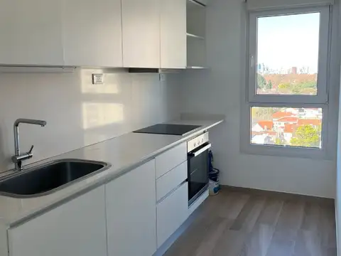Departamento en Alquiler 3 ambientes en  Yrigoyen Boulevard, Vicente Lopez