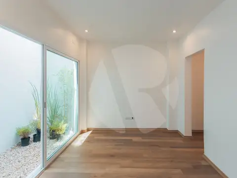 Depto Tipo Casa en Venta en Villa del Parque, USD 110.000