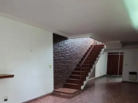 Casa en Alquiler en General Rodríguez, USD 2.000