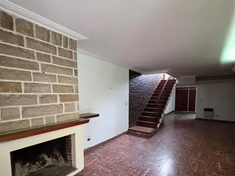 Casa en Alquiler de 4 dormitorios