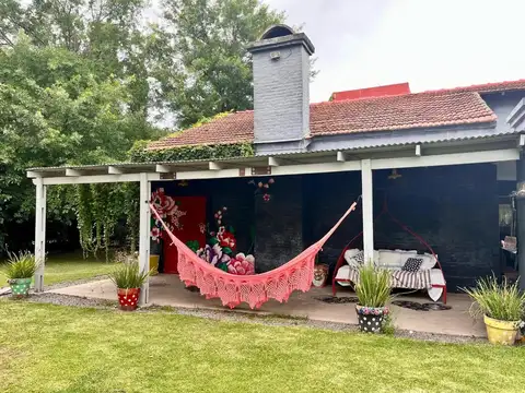 Casa en Venta con 7 cocheras