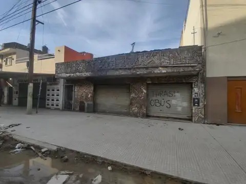 Esteban Echeverría al 6100