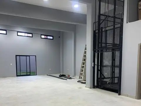 Galpon en Venta en Villa Real, USD 415.000