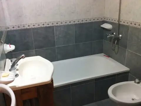 Depto Tipo Casa 3 ambientes con 1 baño