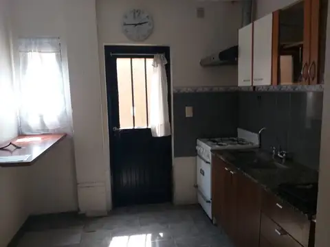 Depto Tipo Casa en Alquiler de 2 dormitorios