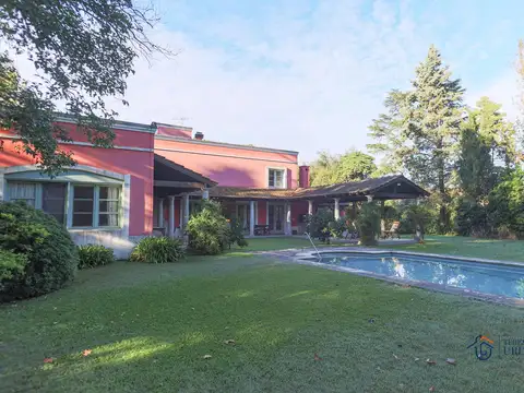 Casa en  Venta en Martindale C.C.  - Oportunidad - casa sobre doble lote- 3212m2