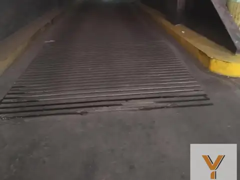 Cochera en venta - 15mts2 - Belgrano