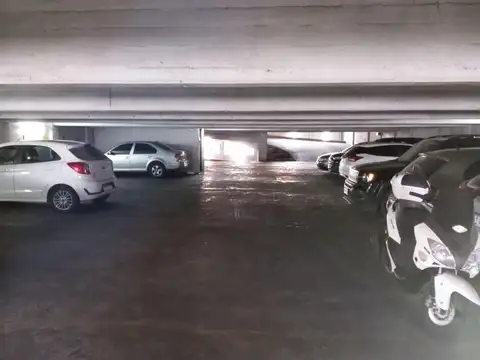 Cochera en Centro