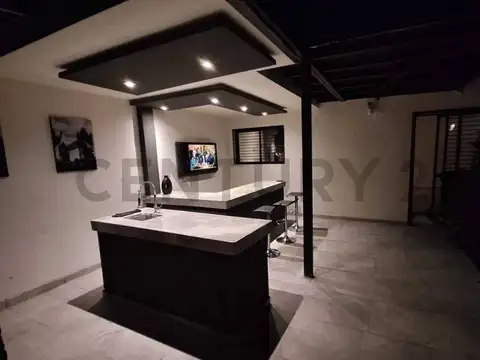 casa en venta Barrio Quinta Esencia VIII