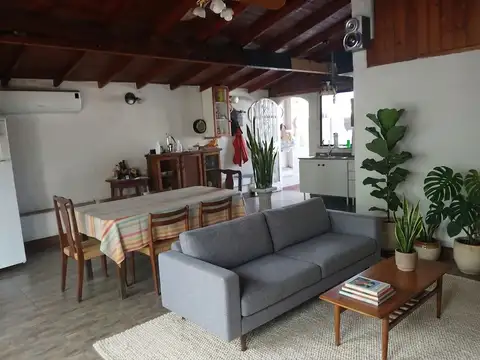 Depto Tipo Casa en Venta de 3 dormitorios