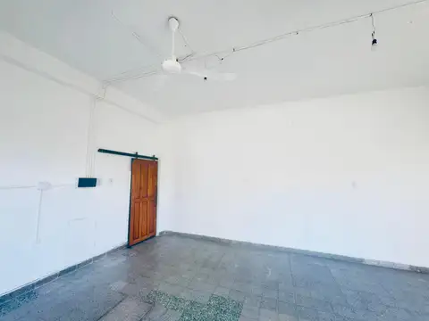 Local en Alquiler en Boulogne, $ 600.000