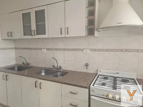 Zapiola y Caronti