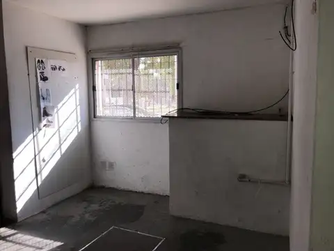 Galpon en Alquiler 38,60  mts Fondo