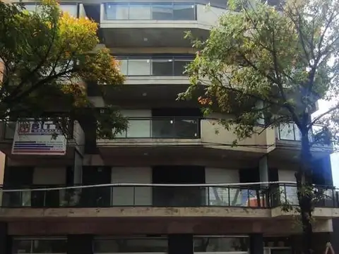 Suipacha 819