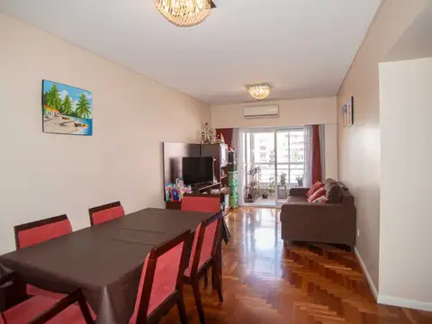 VENTA SEMIPISO 3 AMB PARQUE CHACABUCO C/ COCHERA