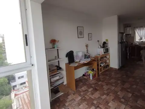 61 e / 1 y 2 300