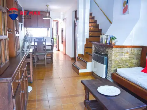 Venta de TRIPLEX  en Pinamar a una cuadra del mar