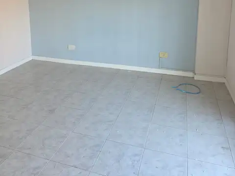 montevideo 1000, Piso 1