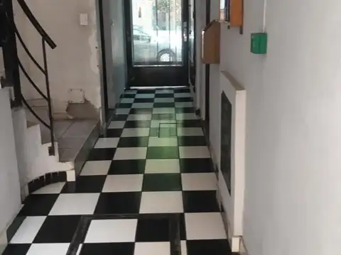 Departamento en Alquiler en Republica De La Sexta, $ 400.000