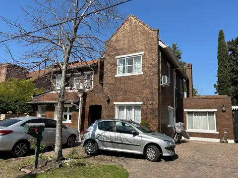 Casa en Alquiler en Camino Real, USD 3.500