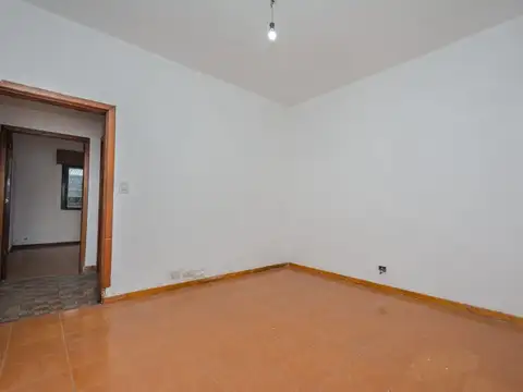 VENTA CASA 3 AMBIENTES GUERNICA LOTE PROPIO 10 X30