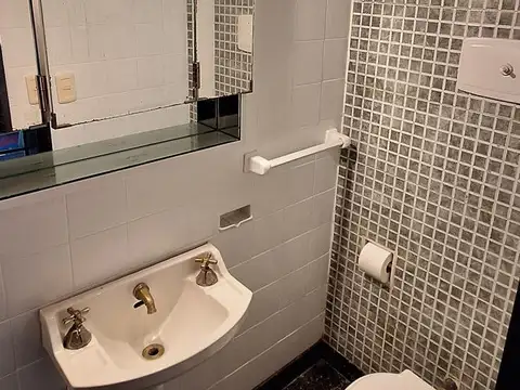 Casa en Alquiler en Acassuso Libertador  /  Solis, USD 2.700