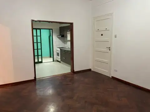 Depto Tipo Casa en Alquiler de 2 ambientes