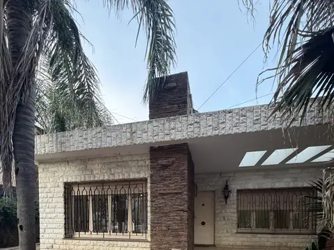 Casa en Alquiler de 3 dormitorios
