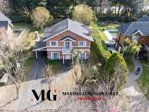 Casa en Venta en Solar Del Bosque, USD 219.900