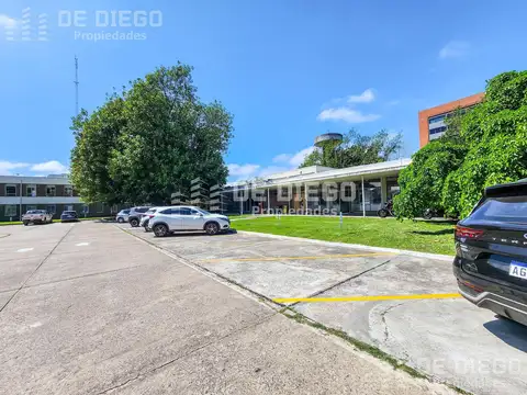Alquiler Deposito 300 m2 en Parque Multi Empresarial, ubicación inmejorable en Olivos Vicente Lopez