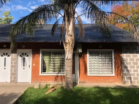 Depto Tipo Casa en Venta de 5 ambientes