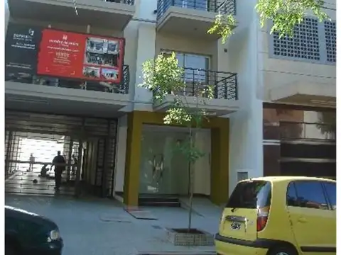 Méndez De Andes 1900, Piso 8