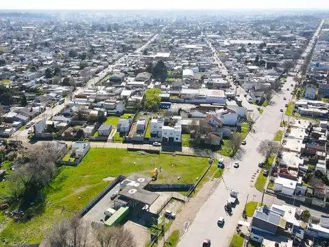 VENTA AMPLIO LOTE EN TANDIL BUENA UBICACIÓN