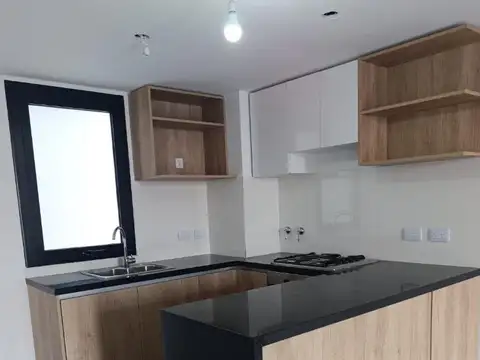 DEPARTAMENTO DOS DORMITORIOS CON BALCON Y AMENITIES, CENTRO