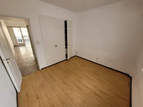 En venta depto 2 amb frente c/balcon