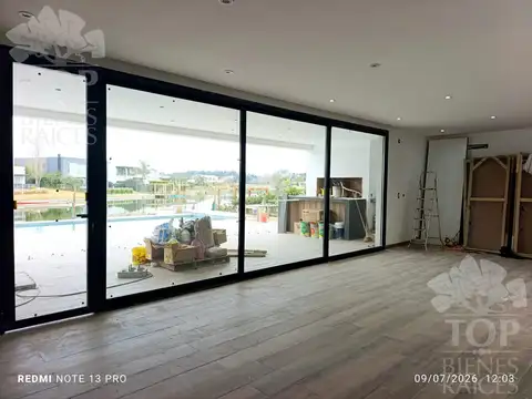 Casa 6 ambientes con 3 baños