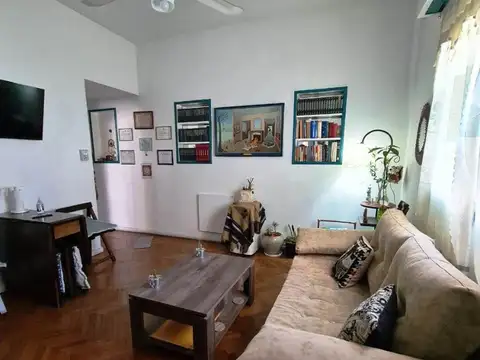 DEPARTAMENTO 3 AMBIENTES  POR ESCALERA BALVANERA