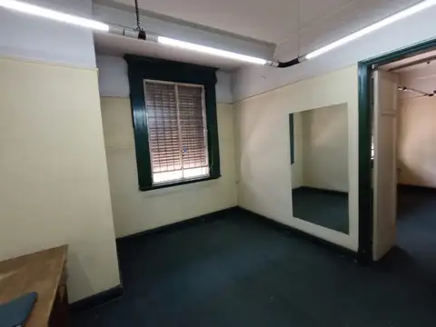 Avenida José María Moreno 100, Piso 1