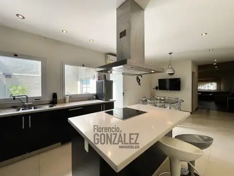 ERCILLA 7500, Piso PB