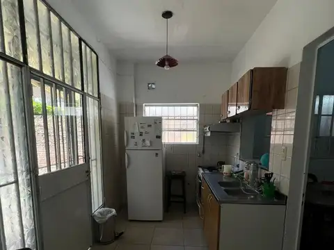 Profesor Juan Pizzurno 100