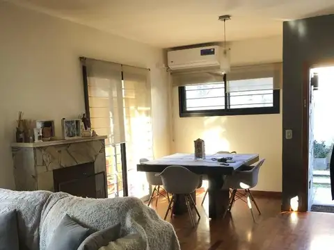 Casa en Venta en Adrogue, USD 155.000