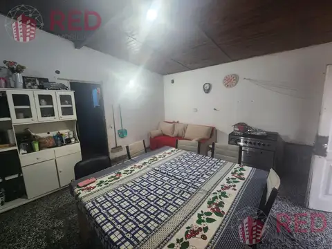 Casa 4 ambientes con 1 baño