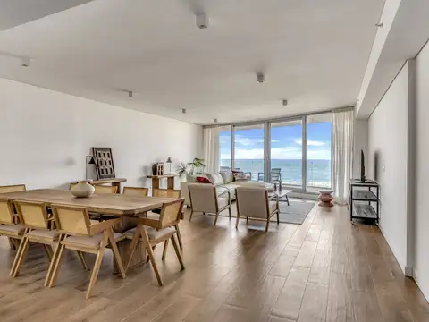 Departamento en Venta en Playa Brava, USD 1.490.000