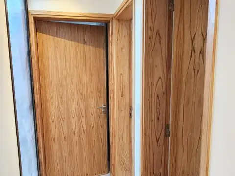 Casa 6 ambientes con 2 baños