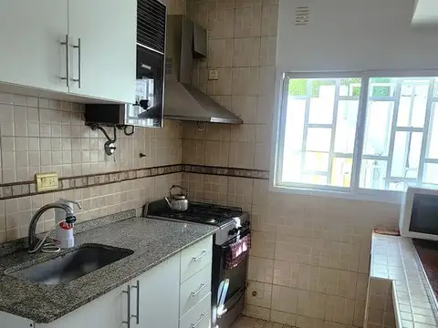 Depto Tipo Casa en Venta 40 años