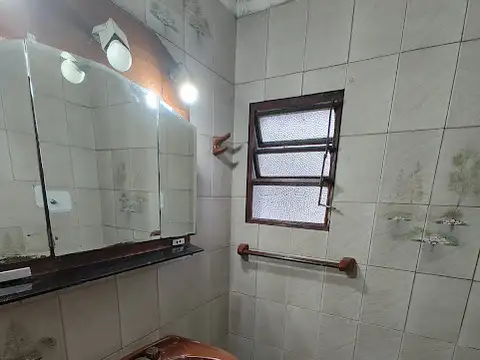 alquiler 2 amb en 1er piso