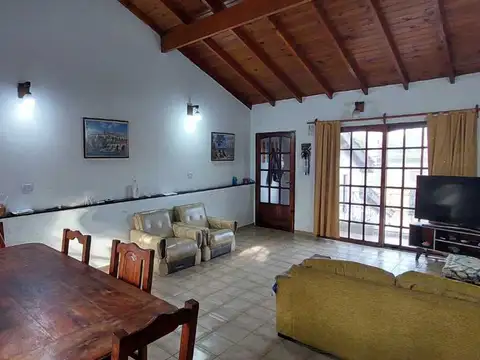 Depto Tipo Casa en Venta de 3 ambientes