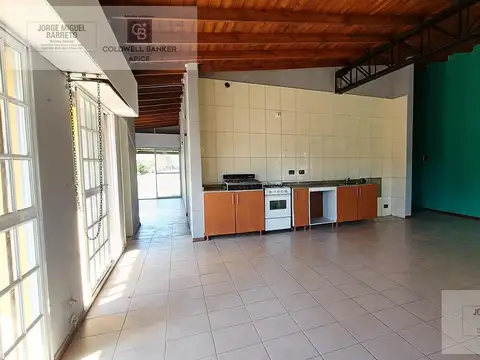 Casa 3 ambientes con 1 baño