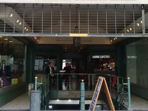 Local en Florida 800 - Retiro - Capital Federal