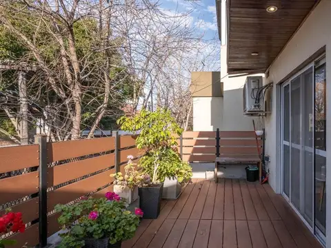 Estanislao del Campo 2100